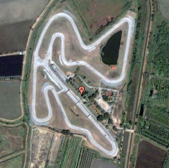 Nakhon Chaisi race track.jpg