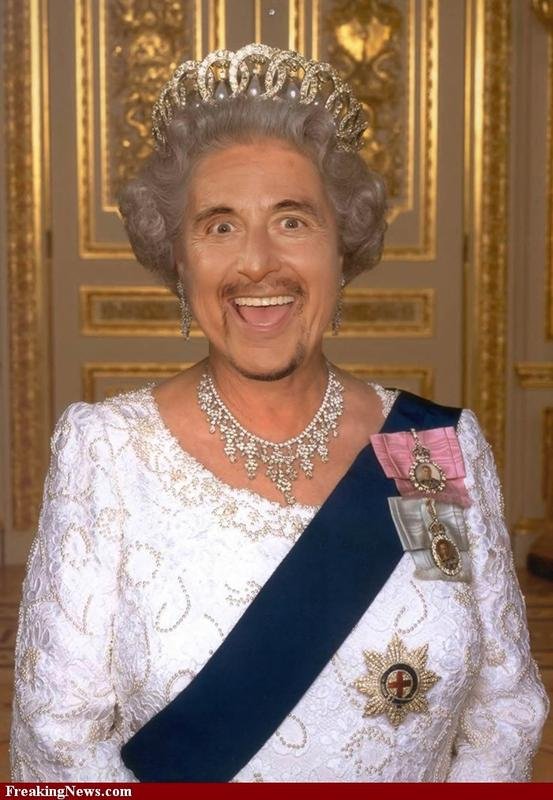 Al-Pacino-as-the-Queen--70815.jpg