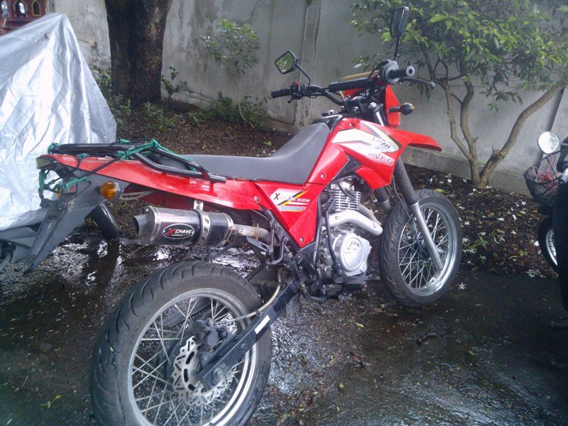 Lifan store 200cc motorcycle