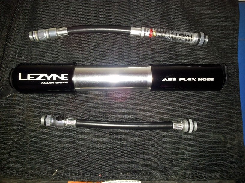 Lezyne Pump and Hoses.jpg