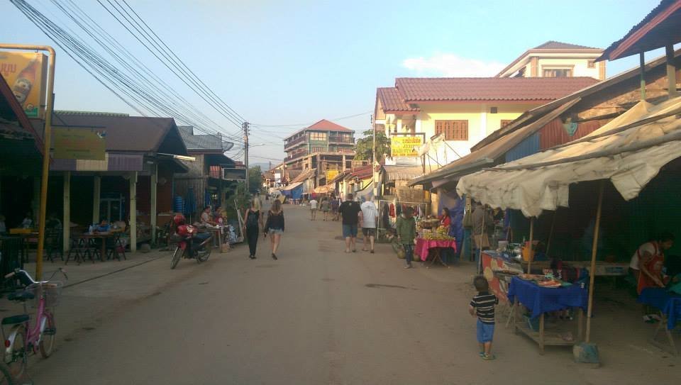 Vang Vien high street.jpg