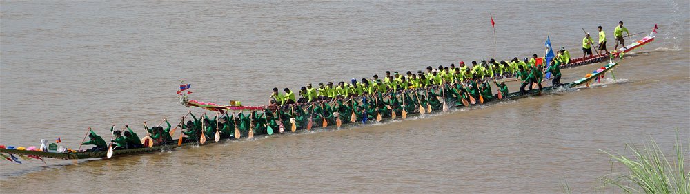 green-boat.jpg